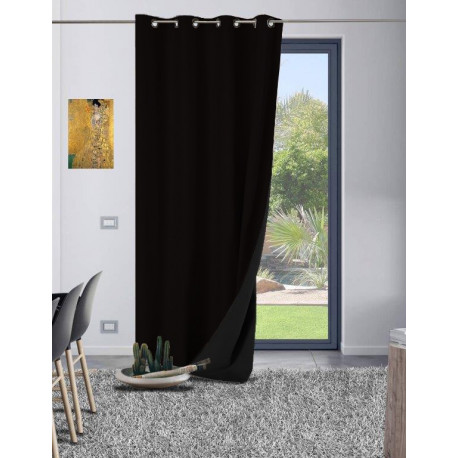 rideau galena noir sur fenêtre spécial thermique pour protéger du froid