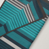 Zoom sur motif serviette rayée bleue et grise