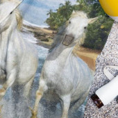 Serviette chevaux plage sur la plage