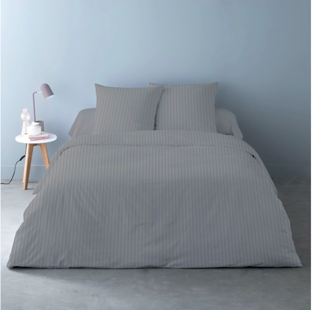 Housses de Couette Unies rayées Pur Satin de Coton 78 fils + 2 taies 65x65 cm – Doux et Respirant – Finition Boutons