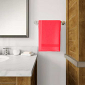 Serviettes bambou rouge mises sur accroche murales