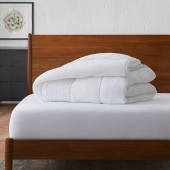 Couette été Éco légère 200 g/m² Fabriquée en France - Enveloppe 100% coton bio - Respirante, fine et durable