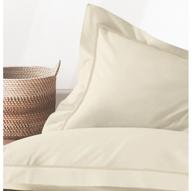Lot de 2 taies d’oreiller percale 80 fils à volant plat - 100 % coton fibres longues, douceur premium, grand teint, Oeko-Tex