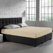 Visuel d'ambiance, tout le lit avec le drap housse jersey extensible beige