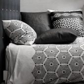 Housse de Couette 220x240 cm PAVAGE + 2 taies 100% coton 57 fils - Parure de lit graphique hexagonal noire et blanche