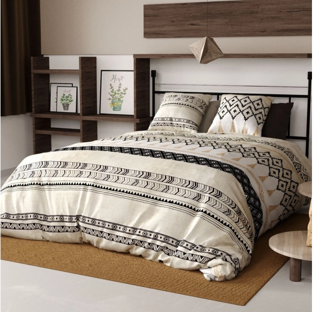 Housse de couette BOHEME avec deux taies d'oreiller pur coton 57 fils/cm² - Style ethnique noir et beige - Finition boutons