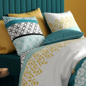 Housse de couette Citedor format 260x240 motifs cercles noirs et losanges turquoises avec 2 taies assorties.