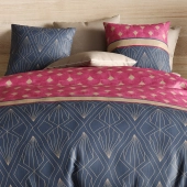 Housse de couette 260x240 cm LILY 100% coton 57 fils - Dessins géométriques violet et fuchsia - 2 taies carrées - Oeko-Tex
