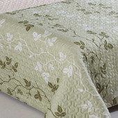 Zoom sur les motifs feuilles du couvre lit Champêtre vert 220x240
