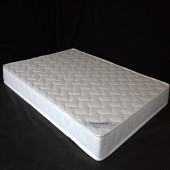 matelas accord 18cm moelleux sur fond noir