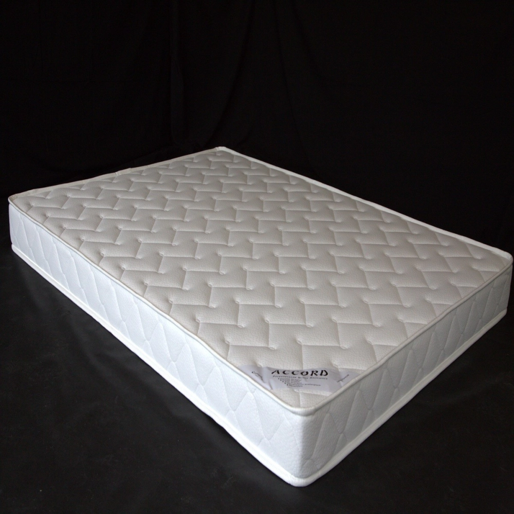 Matelas Accord 18 cm Moelleux et Équilibré | Mousse Polyuréthane 35kg/m³ Hypoallergénique Réversible | Fabriqué en France