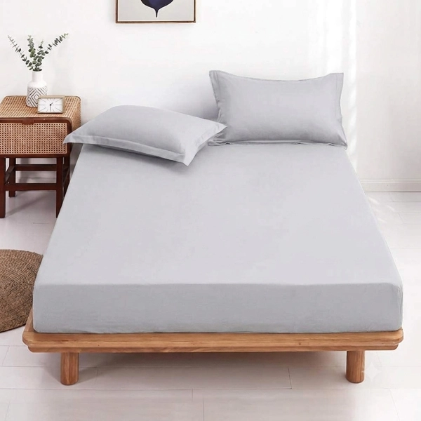 Drap housse gris clair assorti à la housse de couette Winter gris