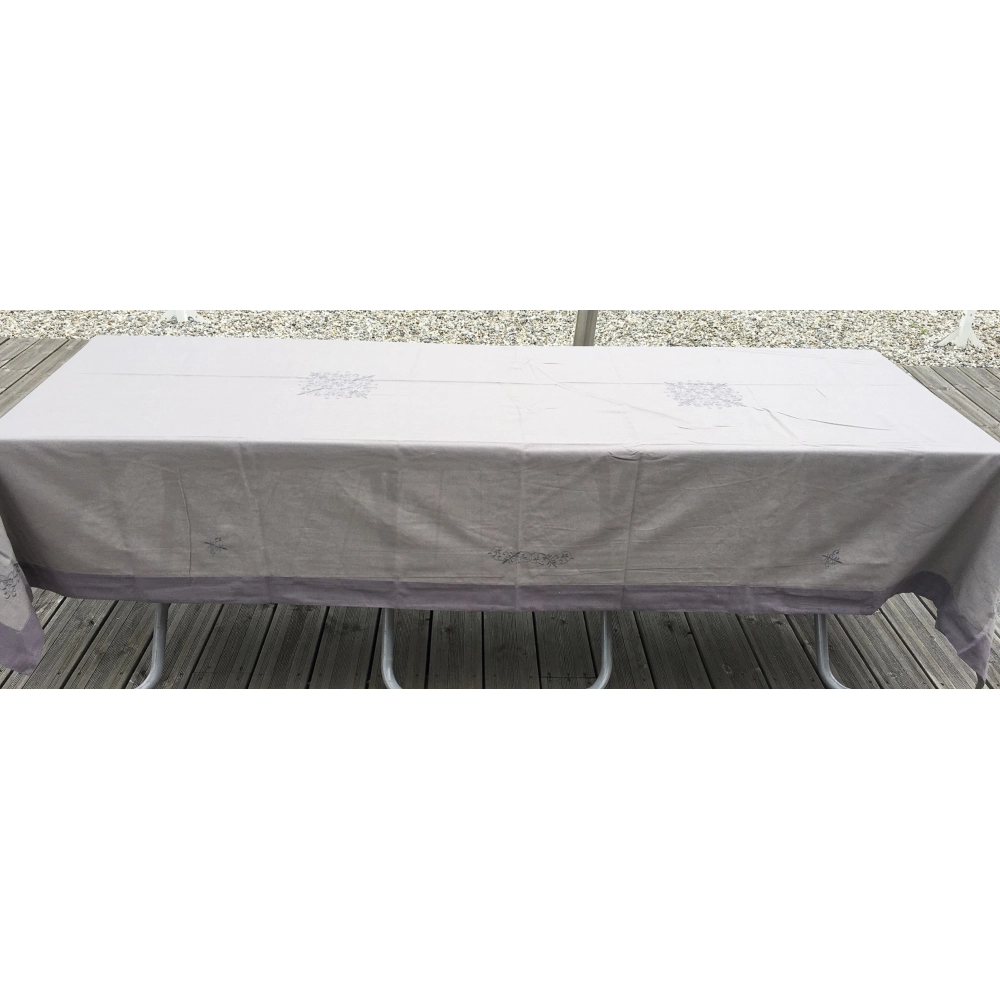 Nappe Brodée Rectangle Angele - 150x300 cm