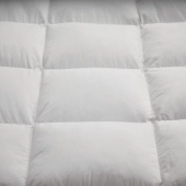 Couette Naturelle en Plume 200x200 - Fabrication Française - Chaude pour l'hiver