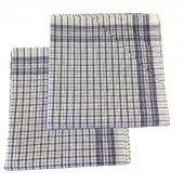 Visuel du lot de 5 mouchoirs romain 100% coton, 50x50cm à petit carreaux bleu et blanc. Zoom sur motifs quadrillé.