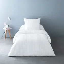 Visuel housse de couette percale satin blanc 1 place 140x200 cm vendu avec une taies d'oreillers