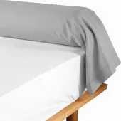 Taie de traversin gris souris grande longueur 230 cm sur un lit King Size, fabrication française